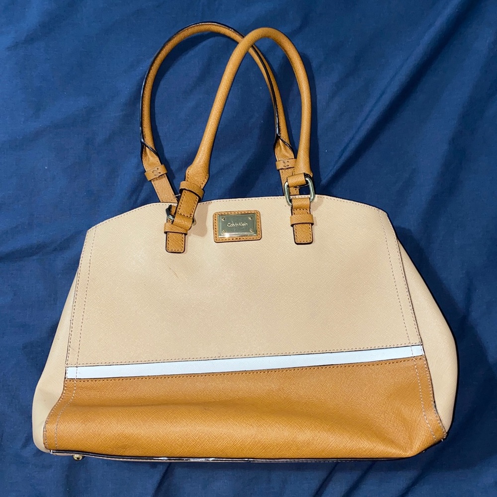 Calvin Klein women’s bag purse shoulder bag